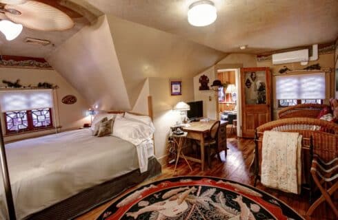 The Governor's Suite at The Queen, A Victorian Bed and Breakfast in Bellefonte PA. Pet-friendly room.